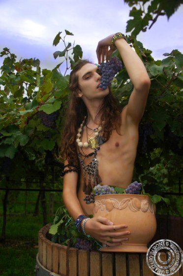 tumblr_nc76wq5EVN1t9pvvto1_500